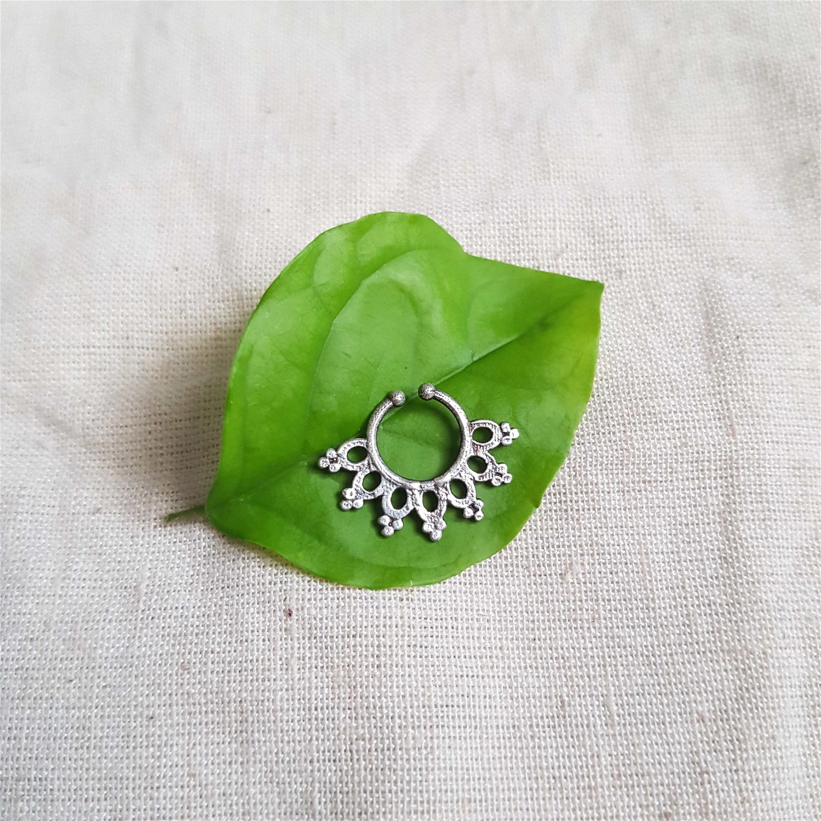 drop flower septum ring